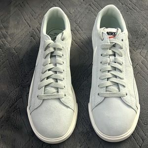 Nike Blazer Low SD : Sky Blue Suede